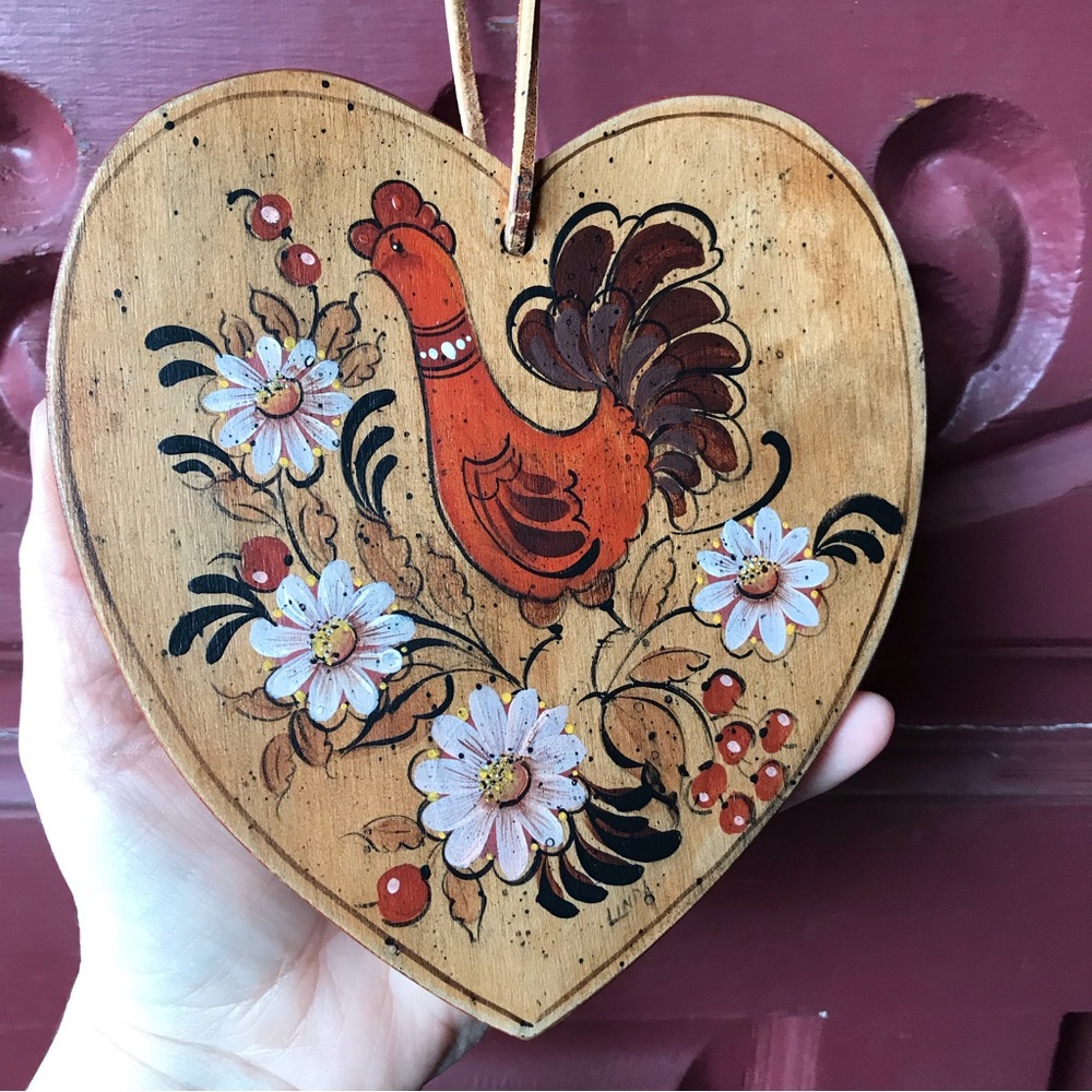 Vintage Folk Art Wood Heart Rooster Hand Painted